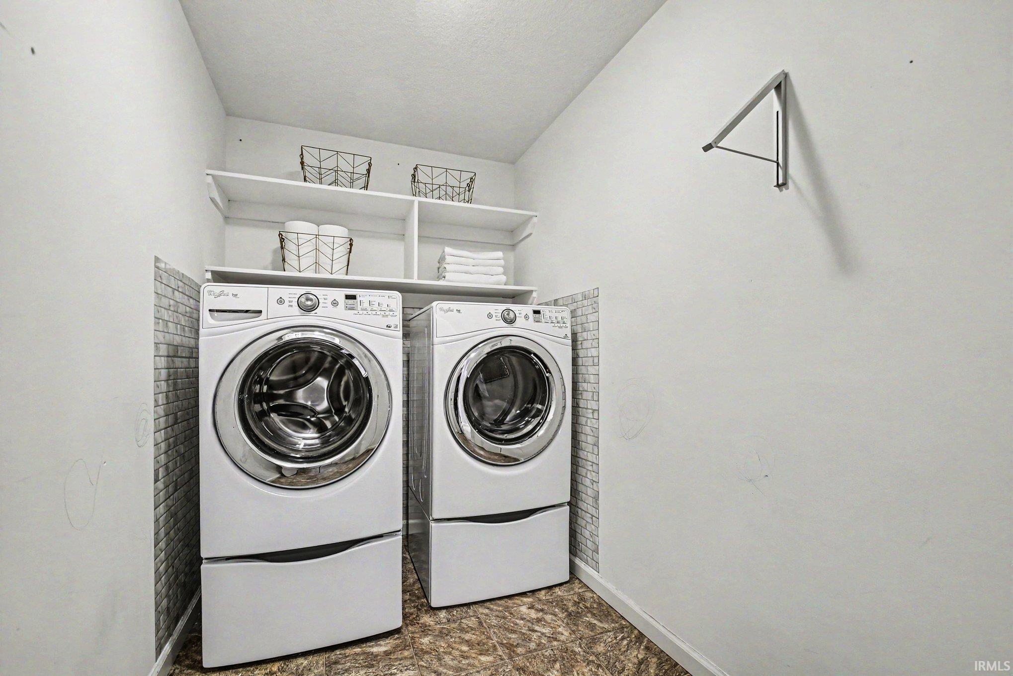 2314 Falcon Drive Warsaw IN 46580