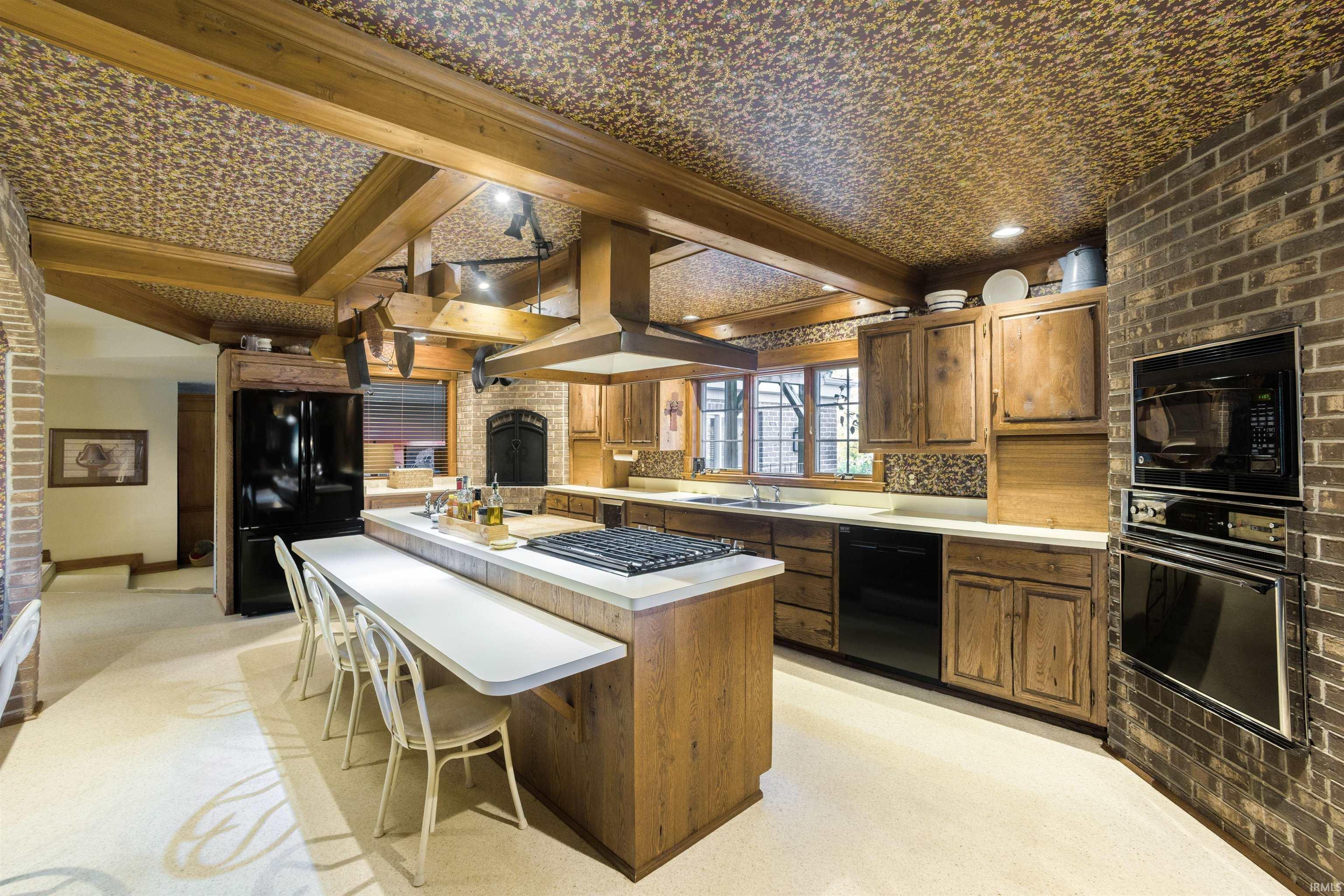 68255 Lilac Road Lakeville IN 46536