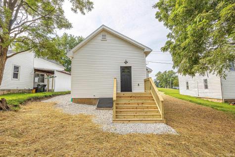 704 E Ninth Street Huntingburg IN 47542