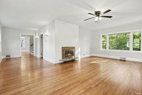 1744 Kessler Boulevard South Bend IN 46616
