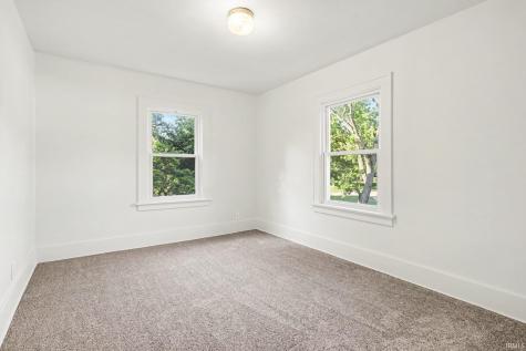1744 Kessler Boulevard South Bend IN 46616