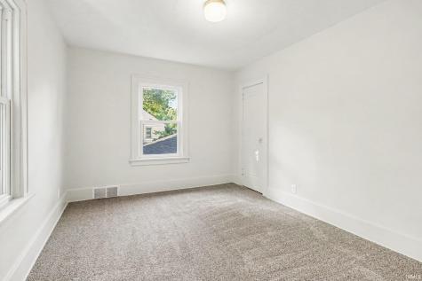 1744 Kessler Boulevard South Bend IN 46616