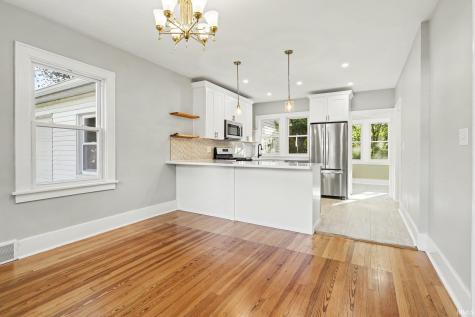 1744 Kessler Boulevard South Bend IN 46616