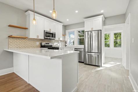 1744 Kessler Boulevard South Bend IN 46616