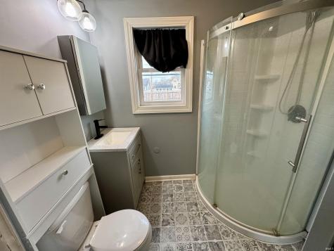 108 E Walnut Street Petersburg IN 47567