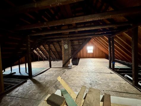108 E Walnut Street Petersburg IN 47567