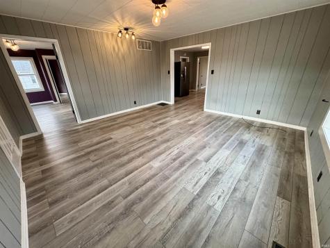 108 E Walnut Street Petersburg IN 47567