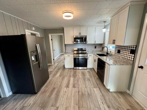 108 E Walnut Street Petersburg IN 47567