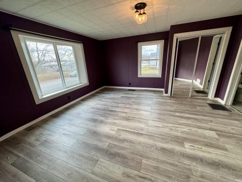 108 E Walnut Street Petersburg IN 47567