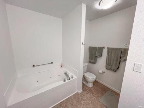 1510 W Edinburgh Bend Bloomington IN 47403