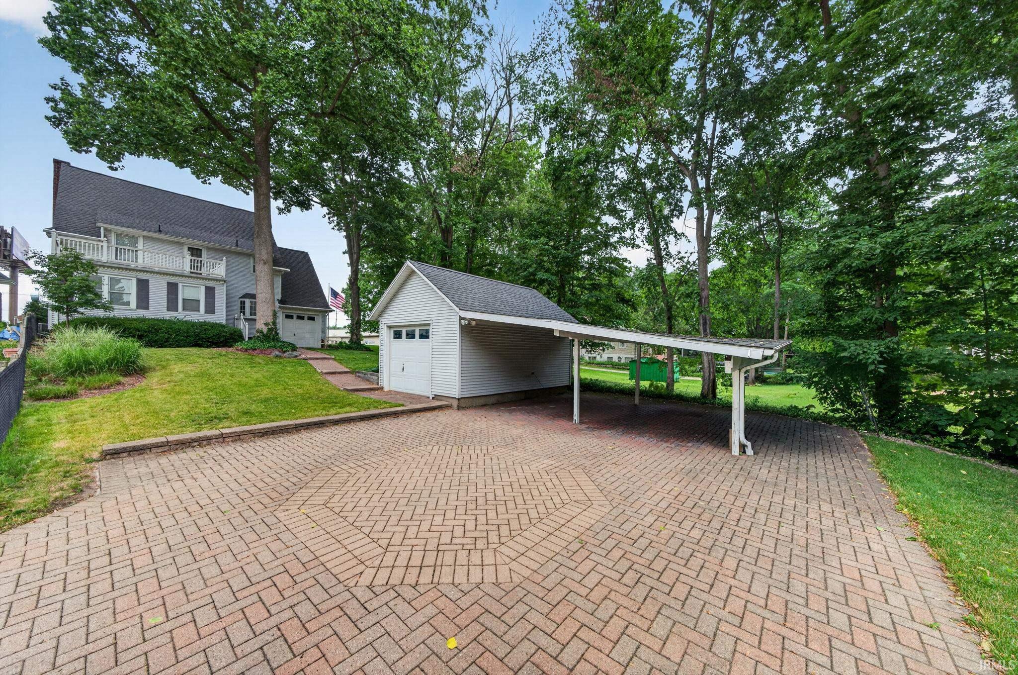 4030 S Michigan Street South Bend IN 46614