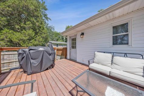 11225 Sharon Drive Evansville IN 47712