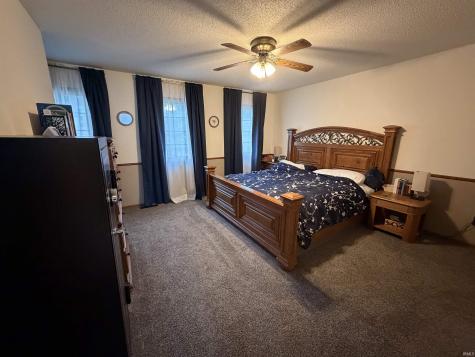 8609 Spring Forest Drive Fort Wayne IN 46804