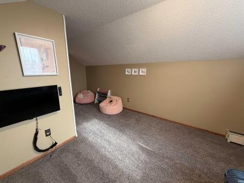 8609 Spring Forest Drive Fort Wayne IN 46804