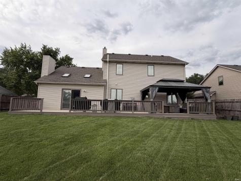8609 Spring Forest Drive Fort Wayne IN 46804