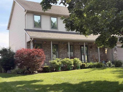 8609 Spring Forest Drive Fort Wayne IN 46804