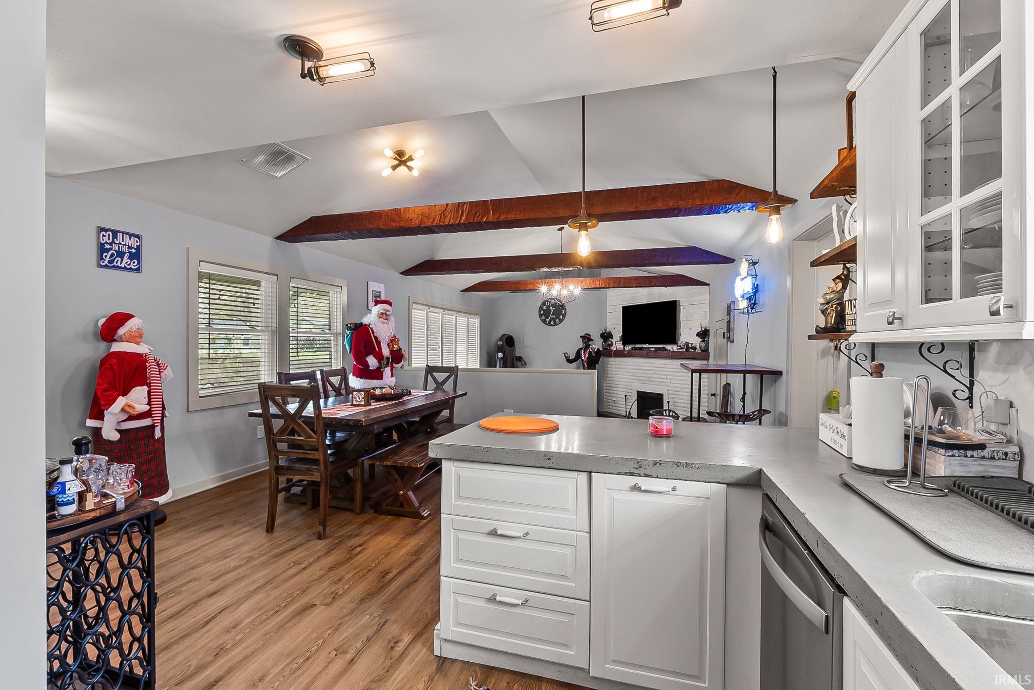 11035 E Cherokee Drive Walkerton IN 46574