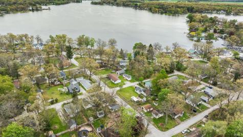 11035 E Cherokee Drive Walkerton IN 46574