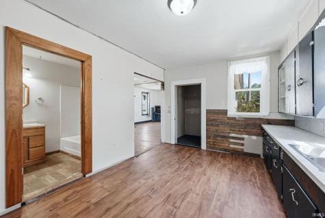 403 S Main Street South Whitley IN 46787