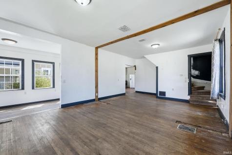 403 S Main Street South Whitley IN 46787