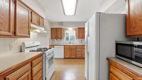 2228 Florida Drive Fort Wayne IN 46805