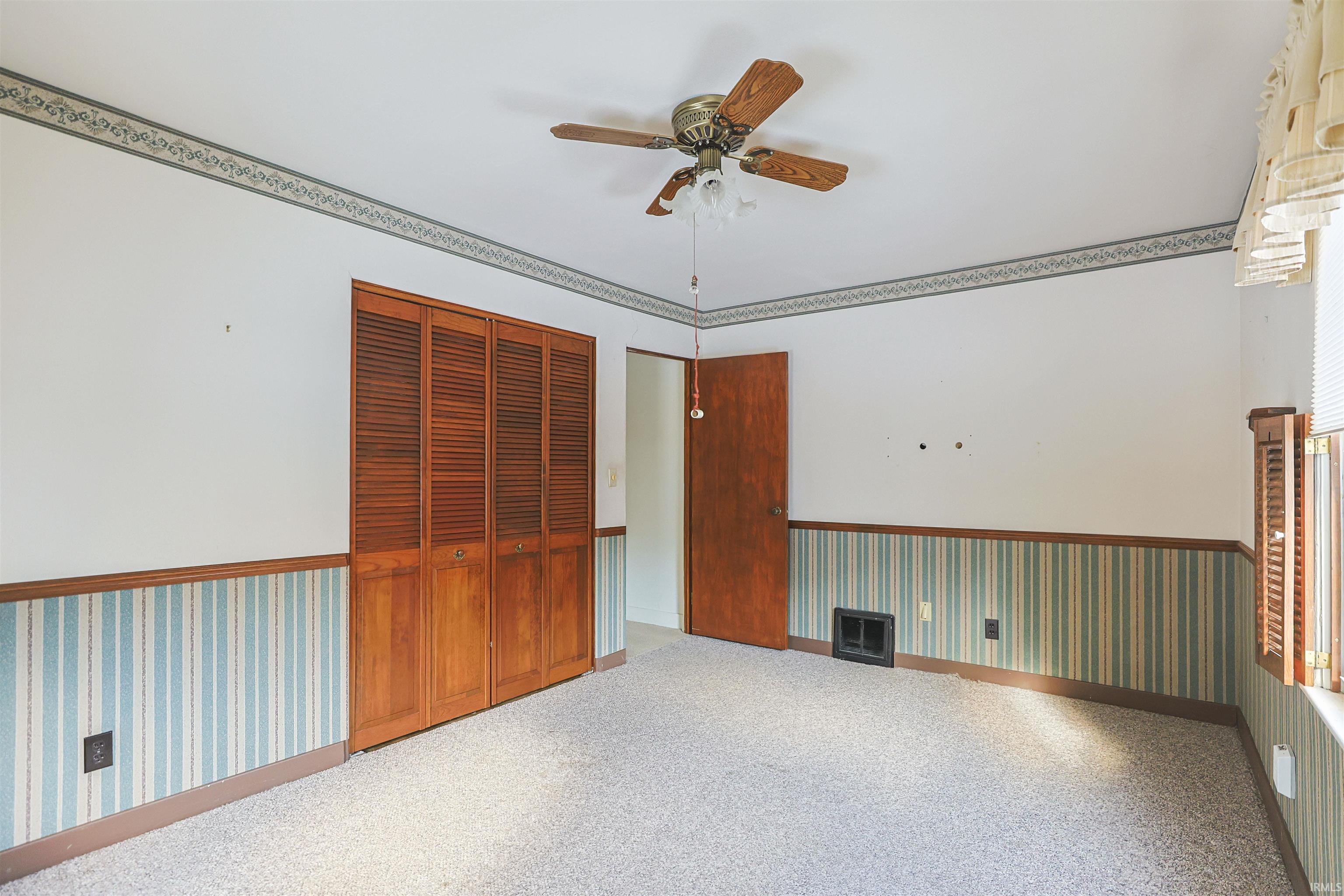 19694 Ruth Avenue South Bend IN 46614