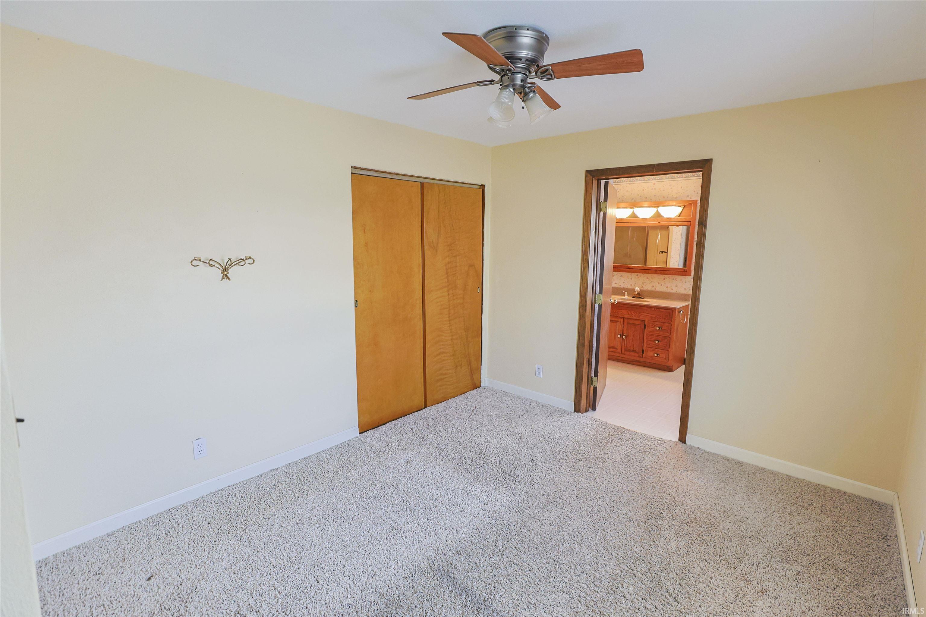19694 Ruth Avenue South Bend IN 46614