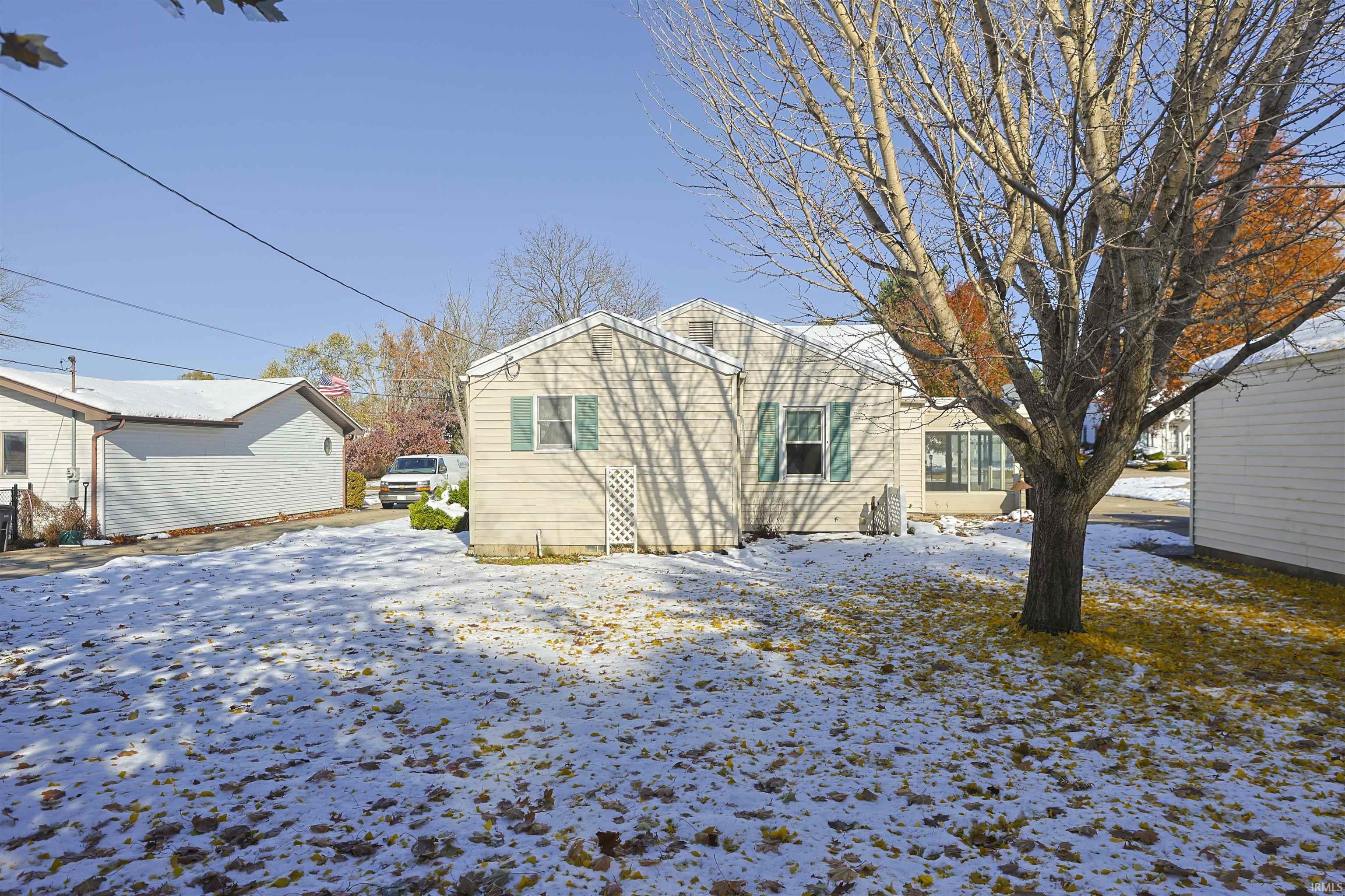 19694 Ruth Avenue South Bend IN 46614