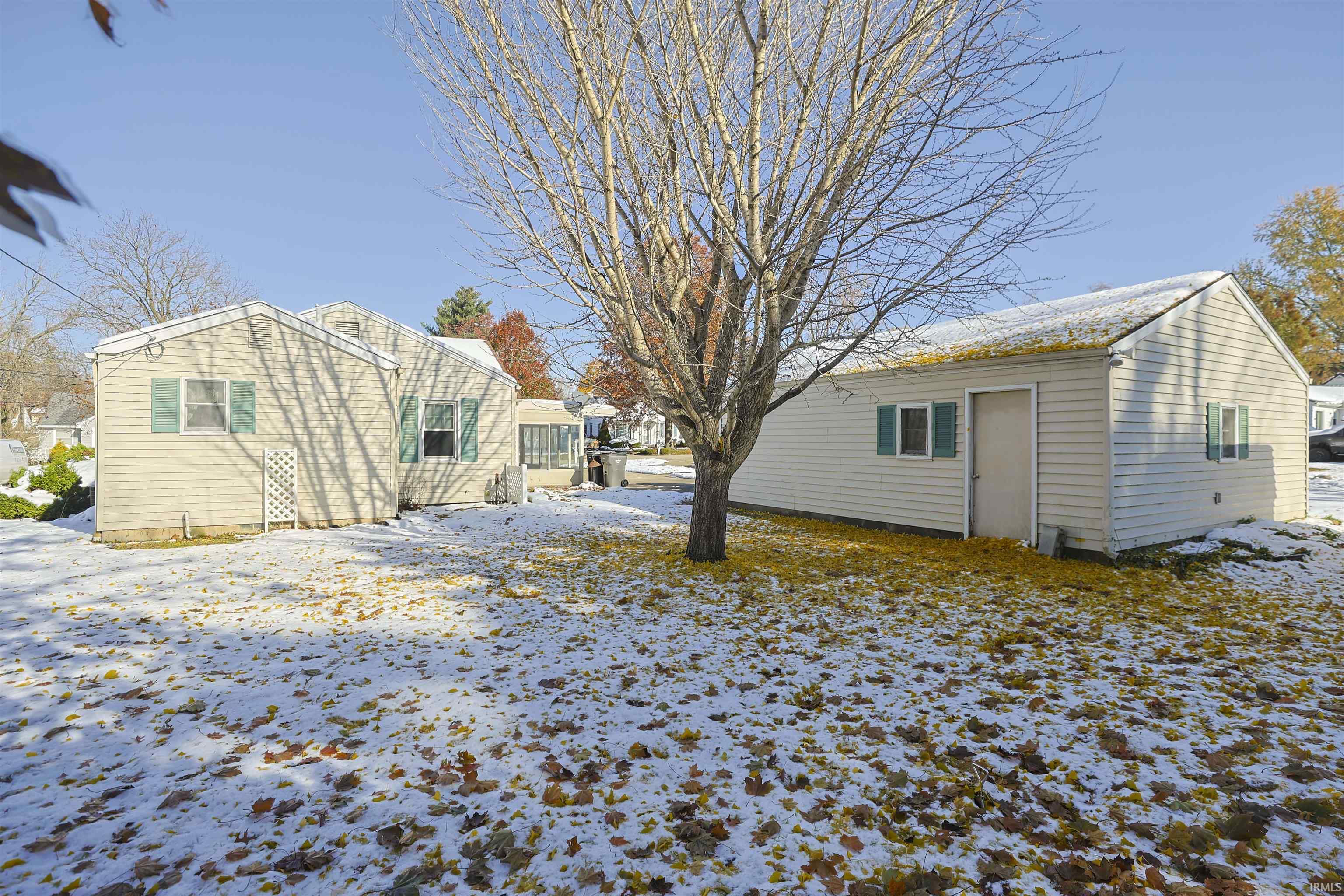 19694 Ruth Avenue South Bend IN 46614