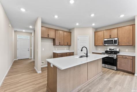 11697 Whistling Trail Fort Wayne IN 46818
