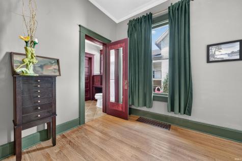128 W 5th Street Peru IN 46970
