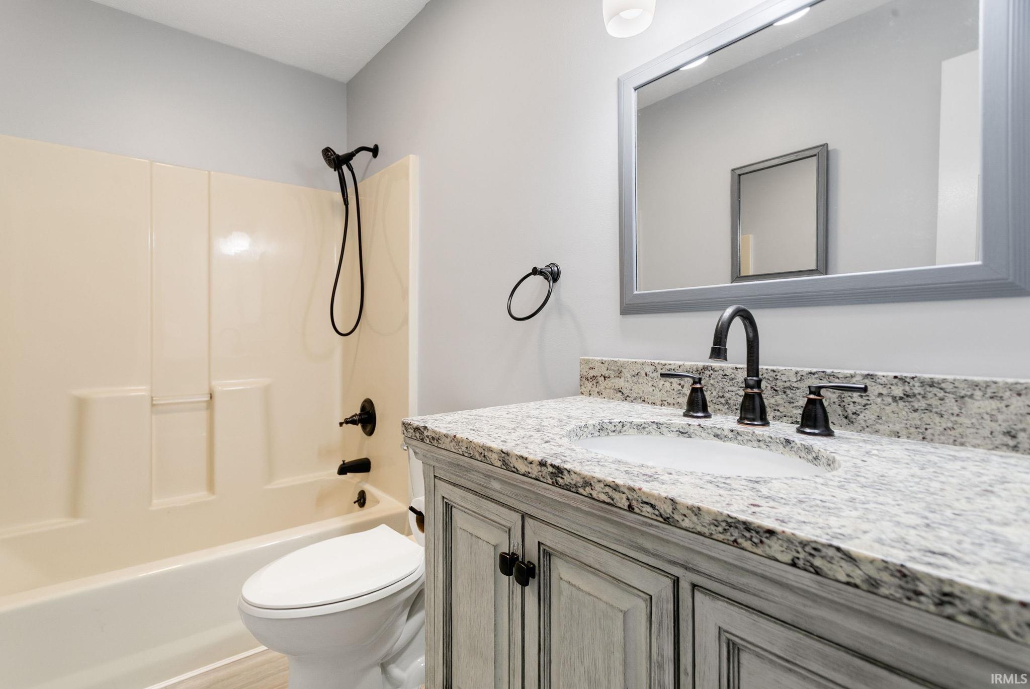 27407 Cobblestone Way Elkhart IN 46514