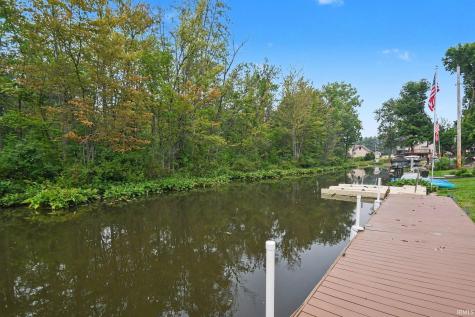 11397 N East Wawasee Drive Syracuse IN 46567