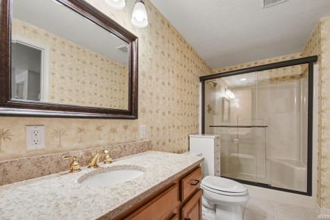 11397 N East Wawasee Drive Syracuse IN 46567