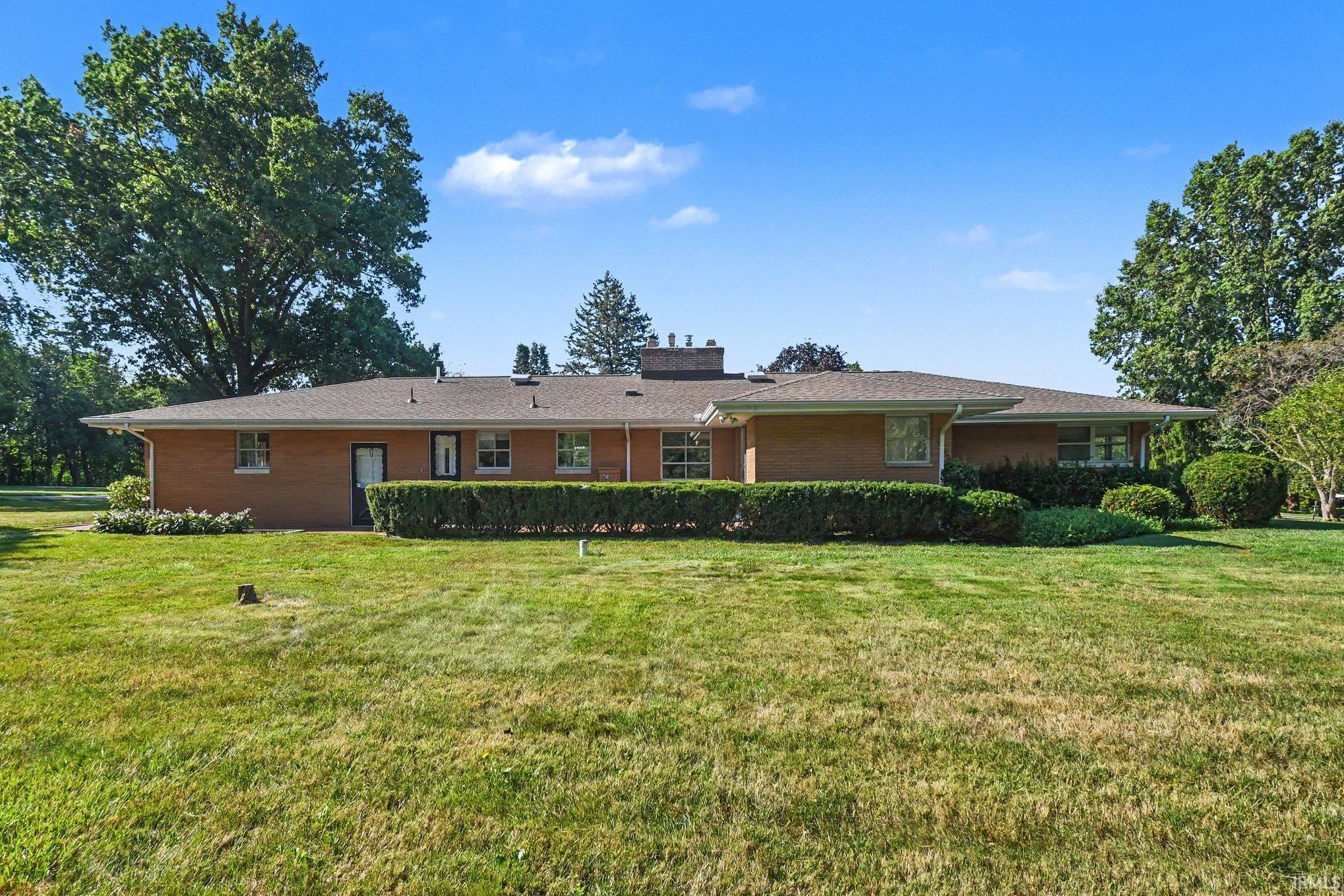 17771 Tanager Lane South Bend IN 46635