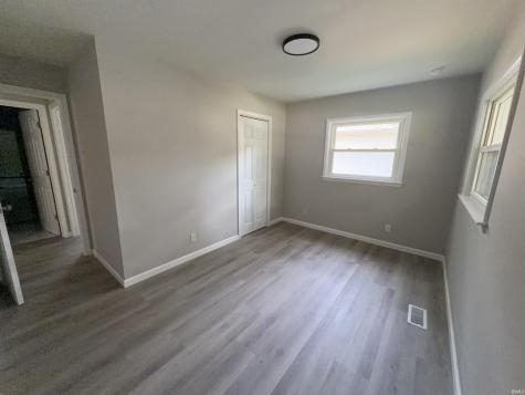 1661 Jeanette Avenue Evansville IN 47714
