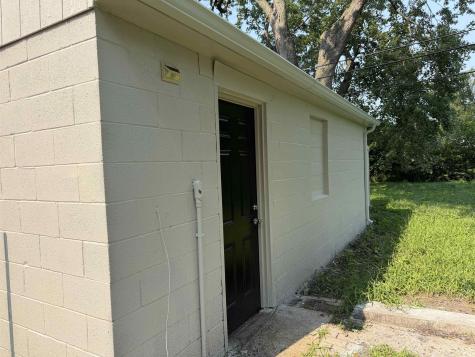 1661 Jeanette Avenue Evansville IN 47714