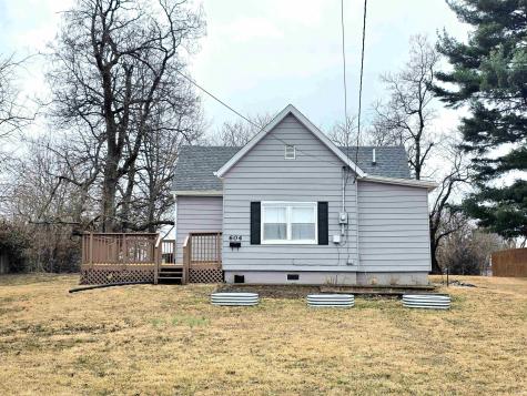604 Crawford Street Mitchell IN 47446