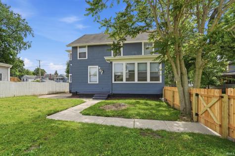 902 Lake Avenue Fort Wayne IN 46805