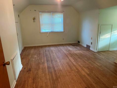 785 W Main Street Bloomfield IN 47424