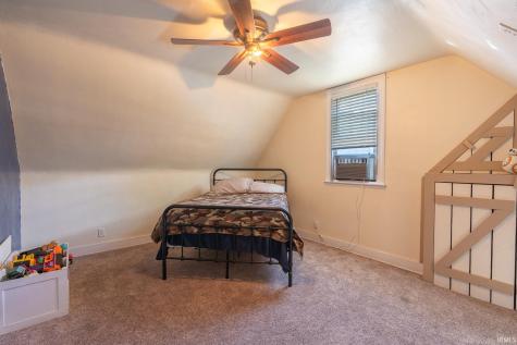 708 S Market Street Winamac IN 46996