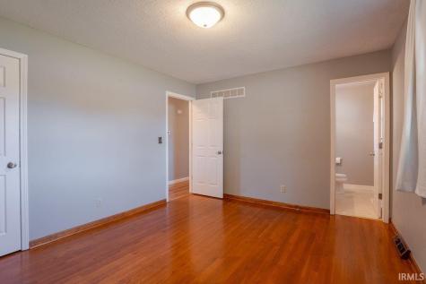 431 Kirkwood Drive Evansville IN 47715