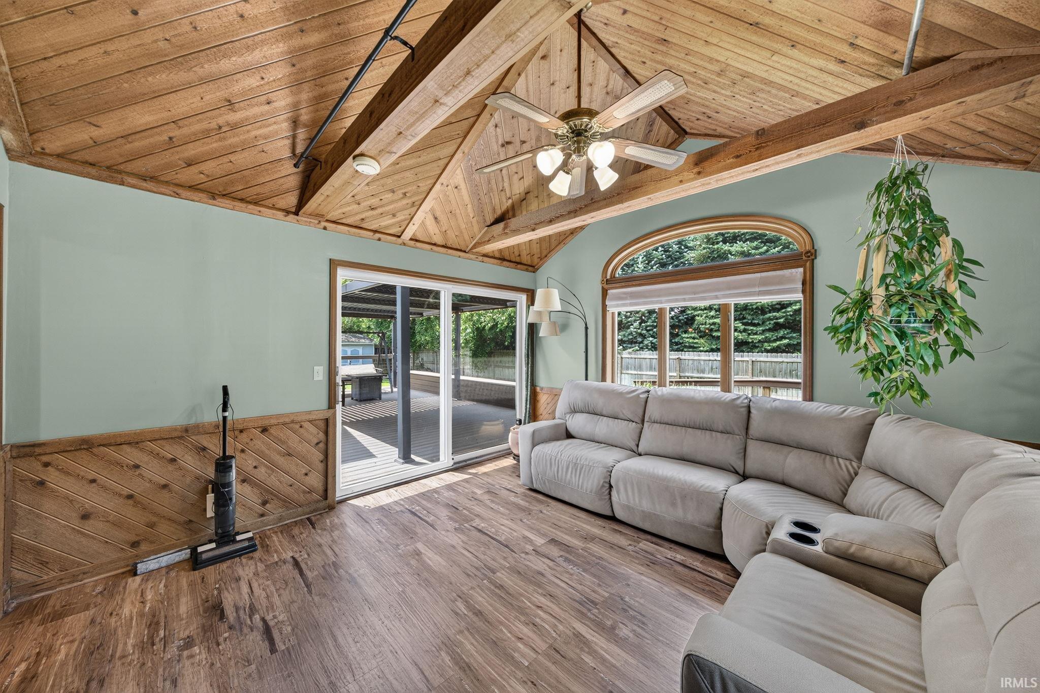 55757 Whispering Woods Lane Osceola IN 46561