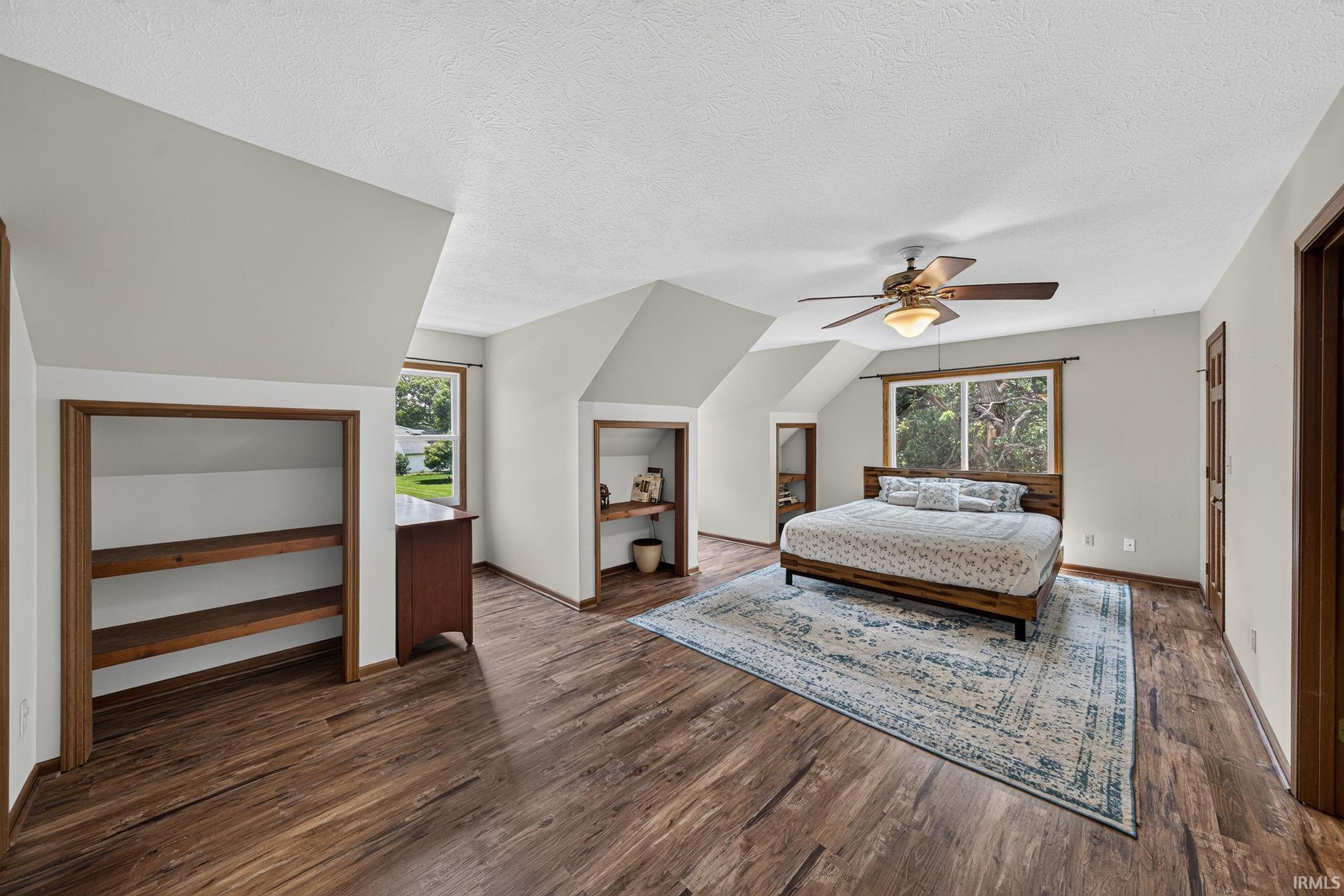 55757 Whispering Woods Lane Osceola IN 46561