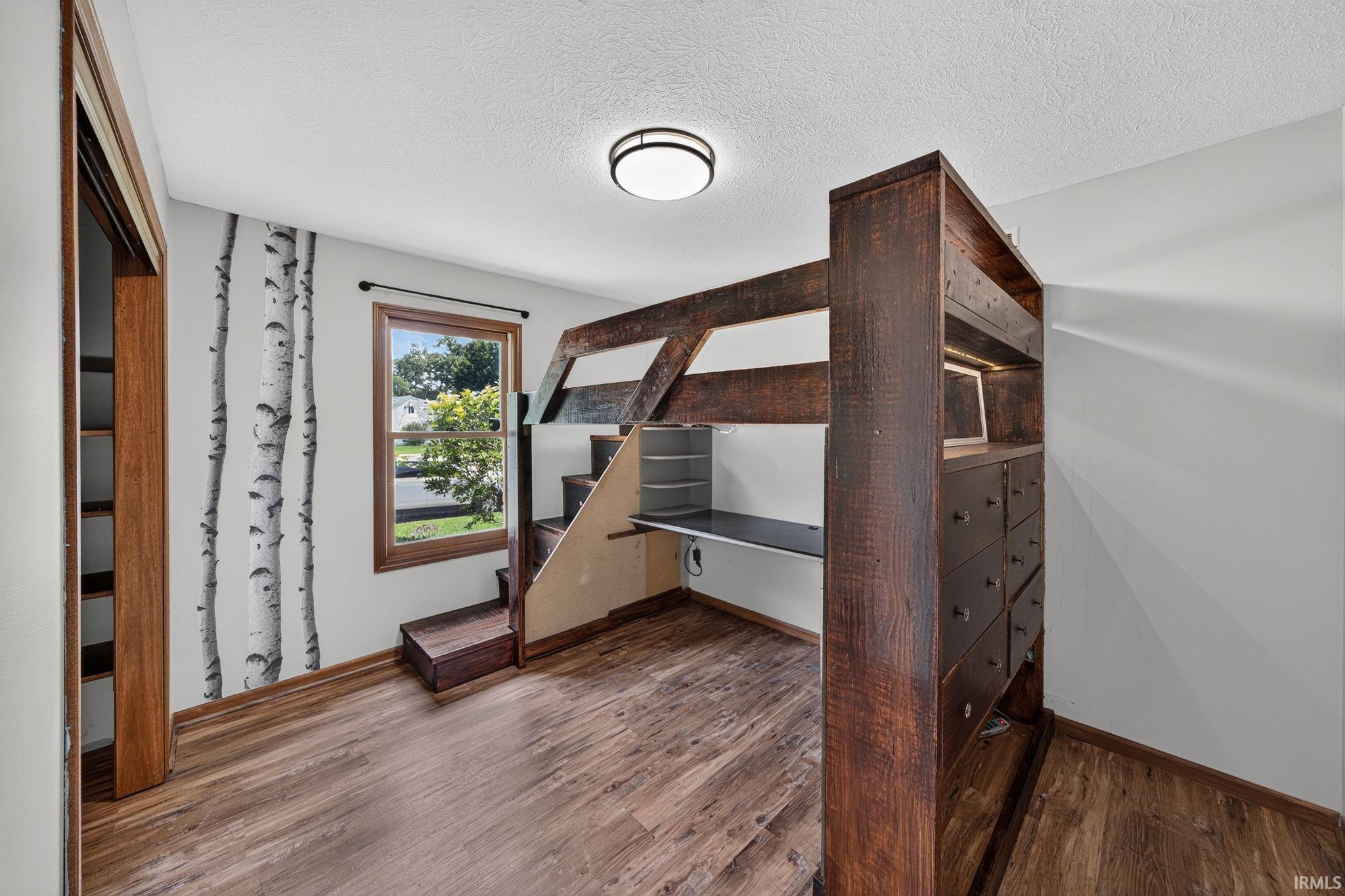 55757 Whispering Woods Lane Osceola IN 46561