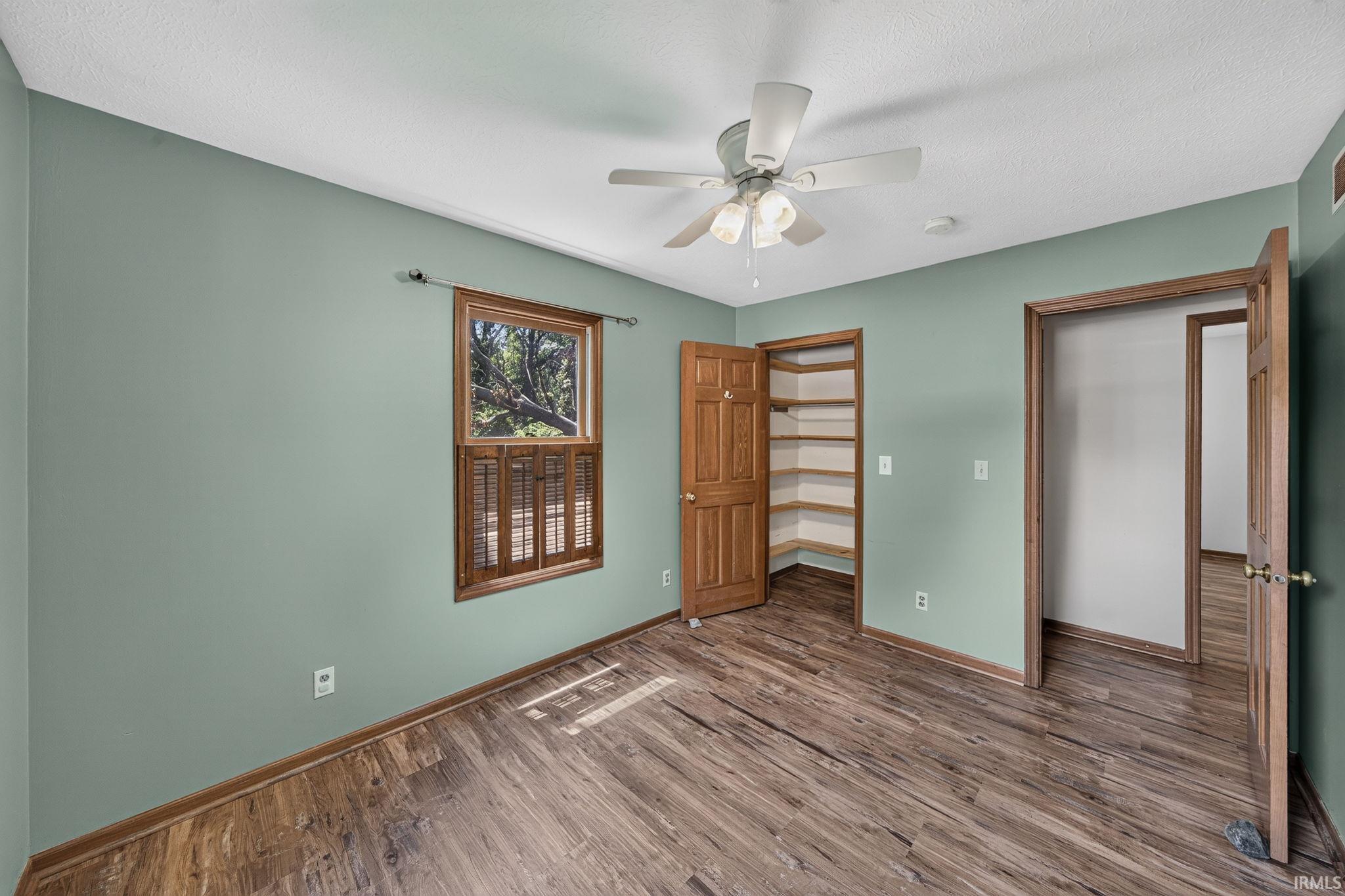 55757 Whispering Woods Lane Osceola IN 46561