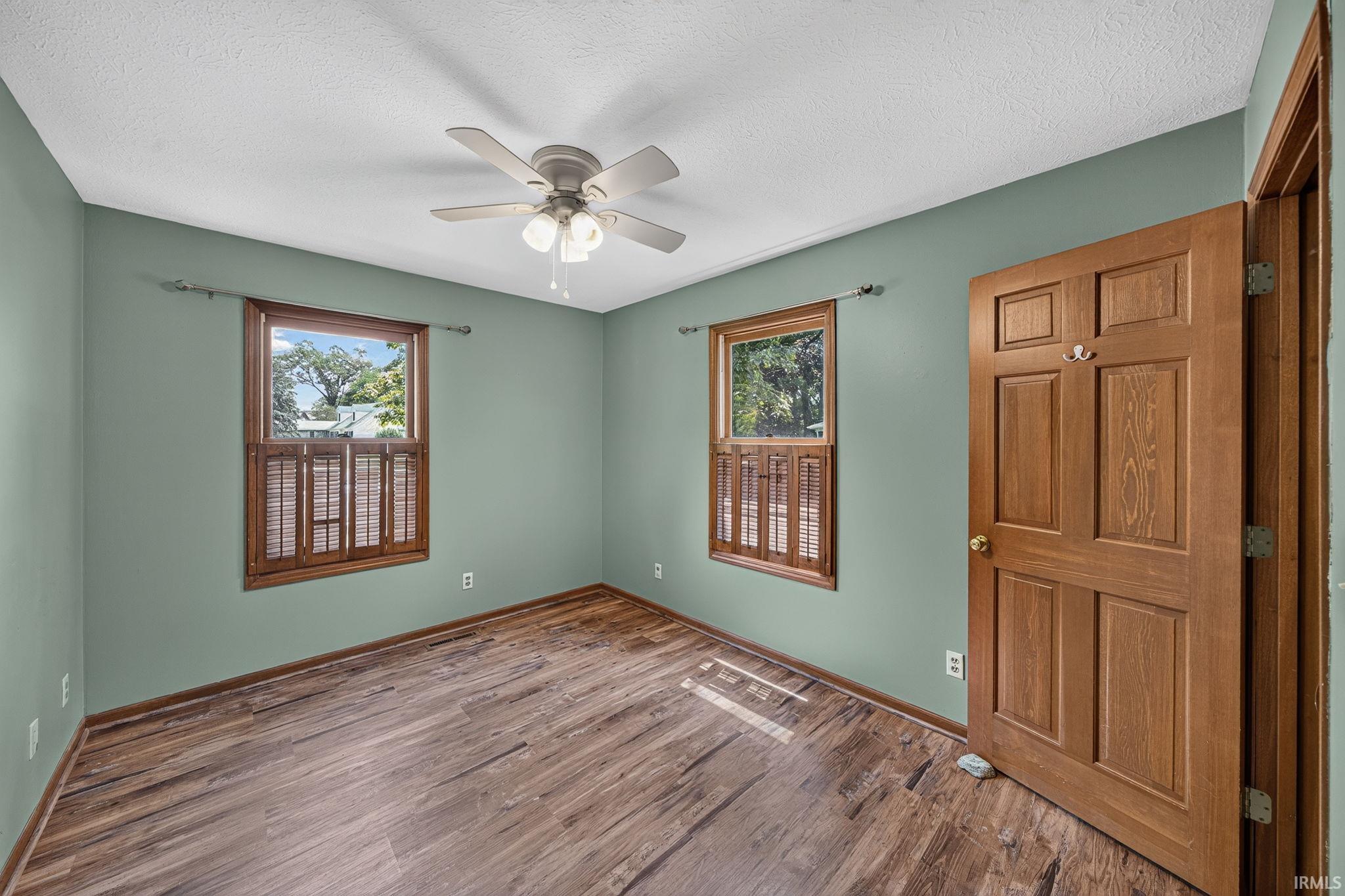 55757 Whispering Woods Lane Osceola IN 46561