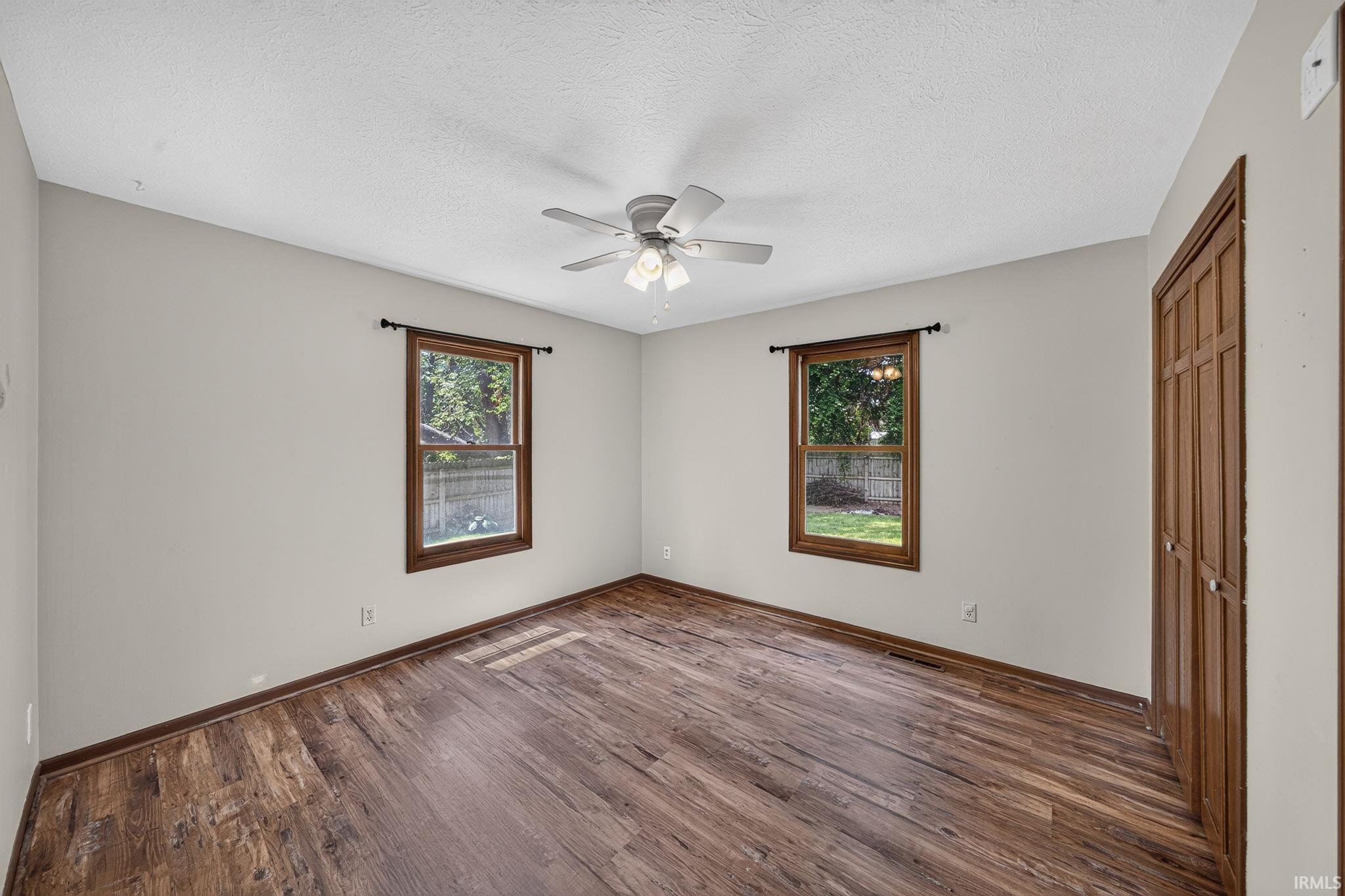 55757 Whispering Woods Lane Osceola IN 46561