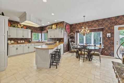 225 Landau Run Fort Wayne IN 46845