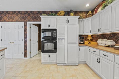 225 Landau Run Fort Wayne IN 46845